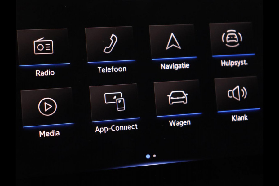 Volkswagen Passat 1.5 TSI Comfort Business | Stoelverwarming | Leder/Alcantara | Trekhaak | Adaptive cruise | Navigatie | Full LED | Parkeerhulp | Climate control | Bluetooth