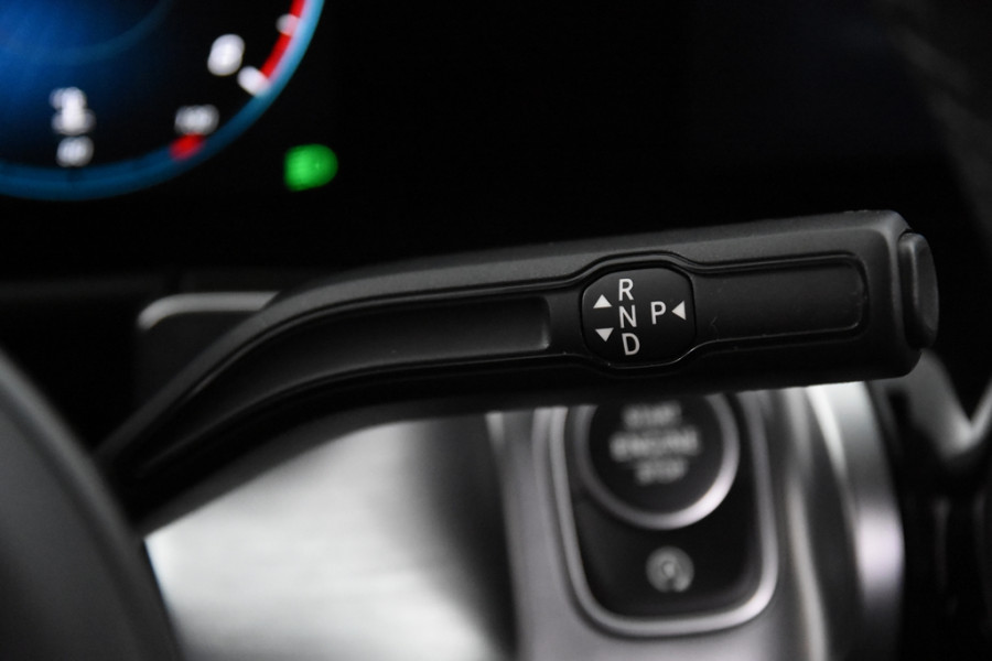 Mercedes-Benz Glb 200 Business Solution *1ste Eigenaar*Leer*Navigatie*Stoelverwarming*