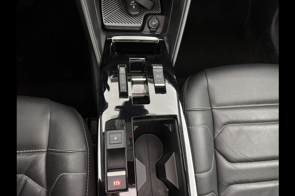 Citroën Ë-C4 Shine Pack Business 50 kWh [ 3-Fase ] {SOH-94%} (INCL.BTW) *PANO | HEAD-UP | LEATHER | FULL-LED | VIRTUAL-COCKPIT | KEYLESS | DAB+ | NAVI-FULLMAP | ECC | PDC | CRUISE | 18''ALU*