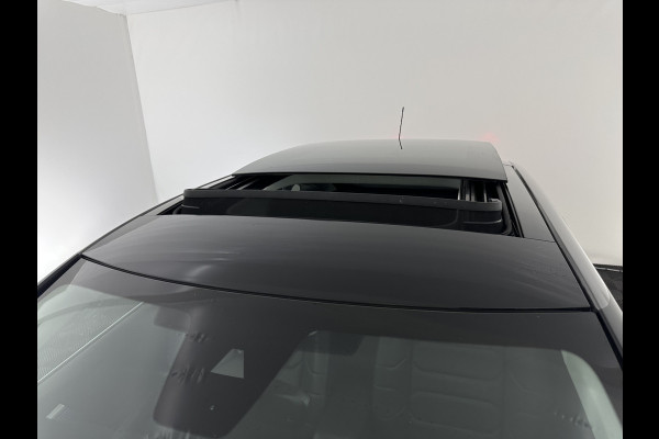 Citroën Ë-C4 Shine Pack Business 50 kWh [ 3-Fase ] {SOH-94%} (INCL.BTW) *PANO | HEAD-UP | LEATHER | FULL-LED | VIRTUAL-COCKPIT | KEYLESS | DAB+ | NAVI-FULLMAP | ECC | PDC | CRUISE | 18''ALU*