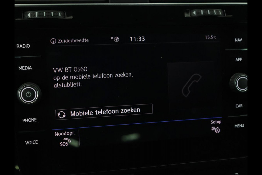 Volkswagen Golf 1.5 TSI R Line | Panoramadak | Trekhaak | Stoelverwarming | Adaptive cruise | Camera | Carplay | Navigatie | Full LED | Navigatie