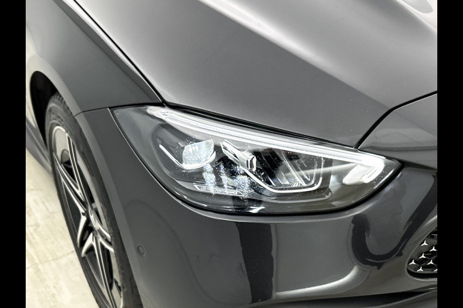 Mercedes-Benz C-Klasse Estate 300 e Star Edition LIMITED AMG | Night Pakket | Panorama Schuif-Kanteldak | Distronic | Apple CarPlay | Sfeerverlichting | Memory voorstoelen. Inclusief 24 maanden MB Certified garantie voor Europa.