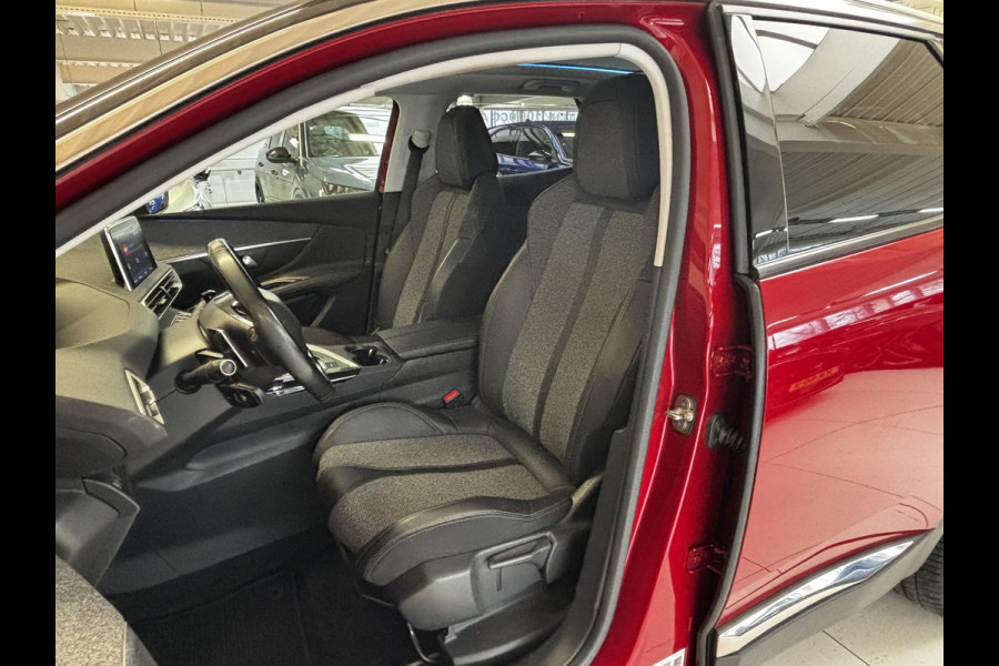 Peugeot 3008 1.2 PureTech Allure Automaat | Afneembare trekhaak | Panoramadak | Navigatie | Achteruitrijcamera | Android auto / Apple carplay