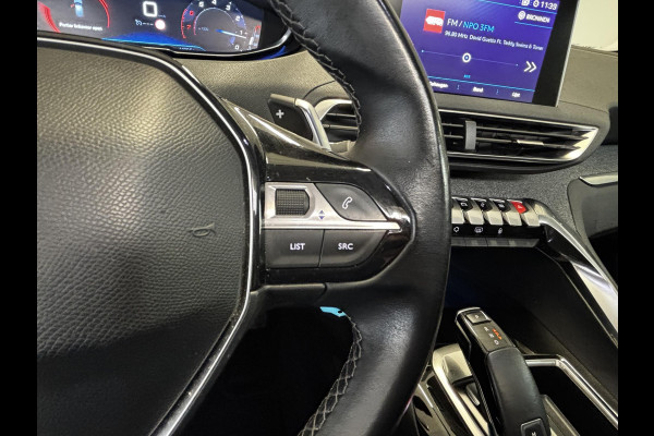 Peugeot 3008 1.2 PureTech Allure Automaat | Afneembare trekhaak | Panoramadak | Navigatie | Achteruitrijcamera | Android auto / Apple carplay