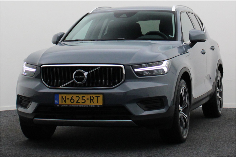 Volvo XC40 1.5 T4 Recharge Inscription Leer, Pilot Assist, Camera, Apple Carplay, Keyless, LED, 19"