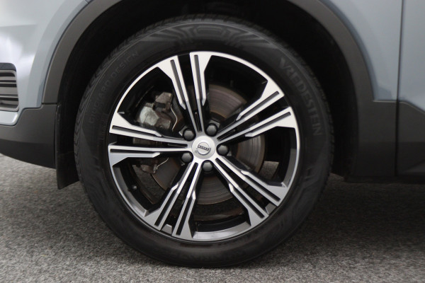 Volvo XC40 1.5 T4 Recharge Inscription Leer, Pilot Assist, Camera, Apple Carplay, Keyless, LED, 19"