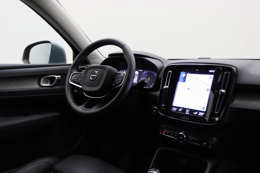 Volvo XC40 1.5 T4 Recharge Inscription Leer, Pilot Assist, Camera, Apple Carplay, Keyless, LED, 19"