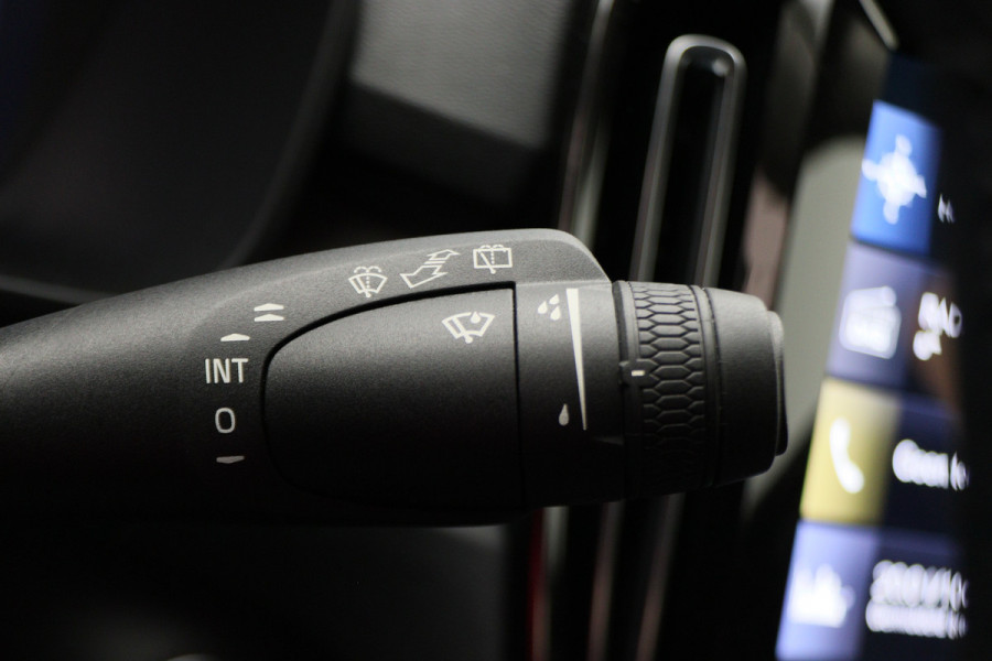 Volvo XC40 1.5 T4 Recharge Inscription Leer, Pilot Assist, Camera, Apple Carplay, Keyless, LED, 19"
