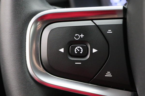 Volvo XC40 1.5 T4 Recharge Inscription Leer, Pilot Assist, Camera, Apple Carplay, Keyless, LED, 19"