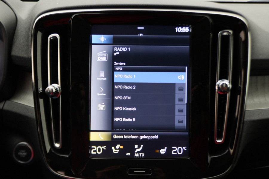 Volvo XC40 1.5 T4 Recharge Inscription Leer, Pilot Assist, Camera, Apple Carplay, Keyless, LED, 19"