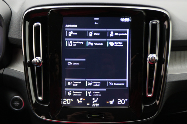 Volvo XC40 1.5 T4 Recharge Inscription Leer, Pilot Assist, Camera, Apple Carplay, Keyless, LED, 19"