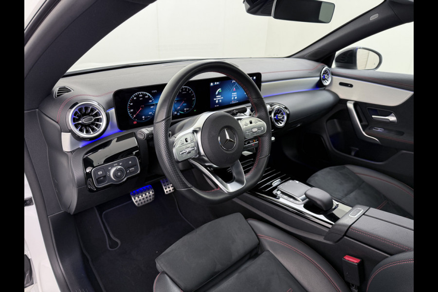 Mercedes-Benz CLA-Klasse Shooting Brake 250 e AMG Line | Pano 360 Camera Sfeer Night