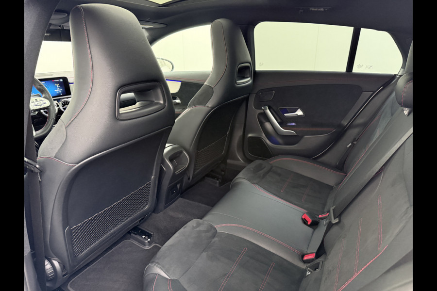 Mercedes-Benz CLA-Klasse Shooting Brake 250 e AMG Line | Pano 360 Camera Sfeer Night