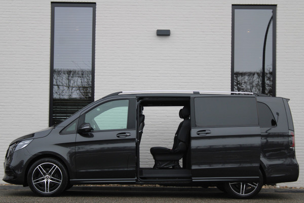 Mercedes-Benz V-Klasse 300d / XXL / 4-matic / DC / AMG / Luchtvering / Burmester / Elec Stoelen / Vol Opties / NIEUWSTAAT