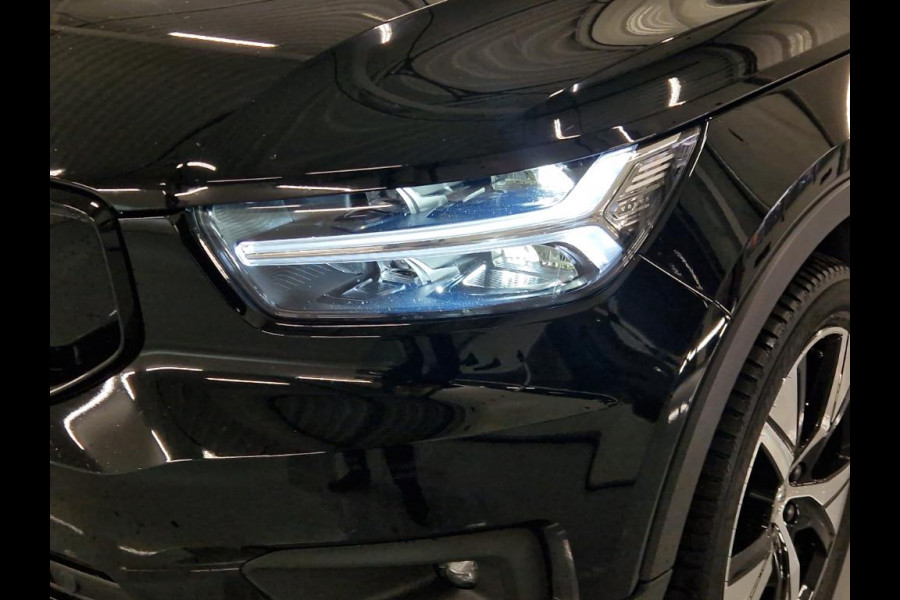 Volvo XC40 Recharge P8 AWD R-Design Carplay Adapt.Cruis Stoelverw. Elektr a.klep