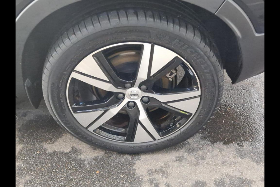 Volvo XC40 Recharge P8 AWD R-Design Carplay Adapt.Cruis Stoelverw. Elektr a.klep