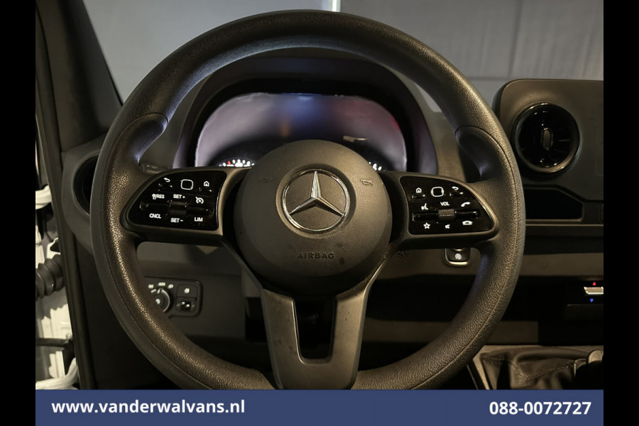Mercedes-Benz Sprinter 317 CDI 170pk L3H2 Euro6 Airco | Camera | Apple Carplay | Cruisecontrol | Stoelverwarming Android Auto, Parkeersensoren, Bijrijdersbank