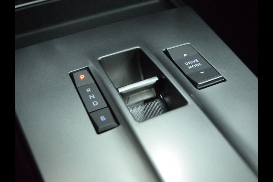 Opel Mokka Electric GS 54 kWh NAVIGATIE | CARPLAY | WINTERPAKKET | ACHTERUITRIJCAMERA MET SENSOREN | E.C.C. | UIT VOORRAAD LEVERBAAR