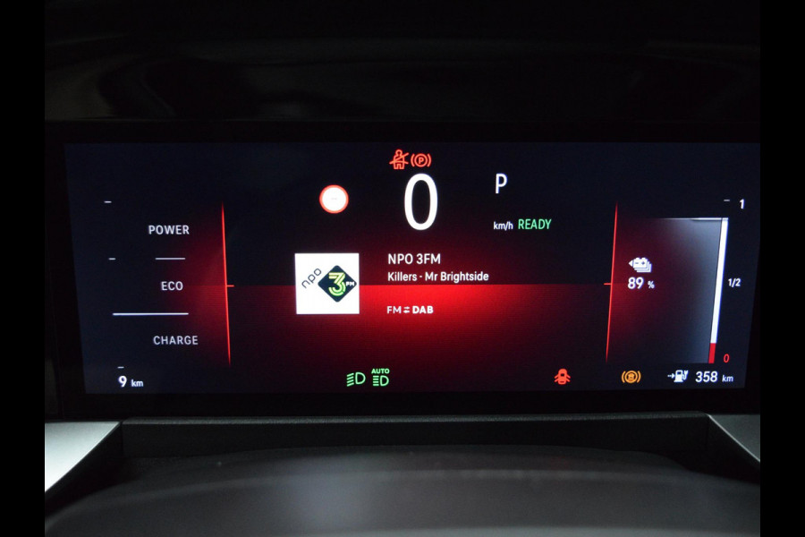 Opel Mokka Electric GS 54 kWh NAVIGATIE | CARPLAY | WINTERPAKKET | ACHTERUITRIJCAMERA MET SENSOREN | E.C.C. | UIT VOORRAAD LEVERBAAR