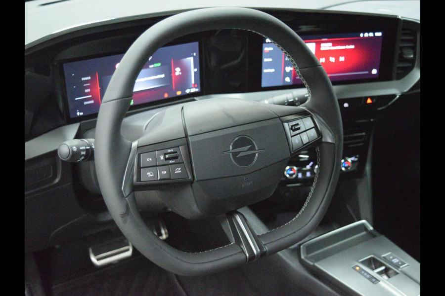 Opel Mokka Electric GS 54 kWh NAVIGATIE | CARPLAY | WINTERPAKKET | ACHTERUITRIJCAMERA MET SENSOREN | E.C.C. | UIT VOORRAAD LEVERBAAR