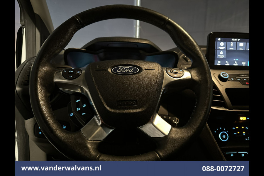 Ford Transit Connect 1.5 EcoBlue 100pk L2H1 Euro6 Airco | Camera | Navigatie | Cruisecontrol | Trekhaak Verwarmde voorruit, Parkeersensoren