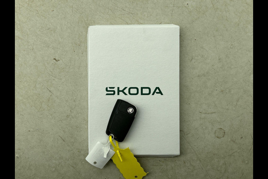 Škoda Kamiq 1.0 TSI Business Edition DSG | Navigatie | Climate control | Cruise control | LED | Keyless | Achteruitrijcamera | Parkeersensoren | Apple Carplay/ Android Auto | Radio
