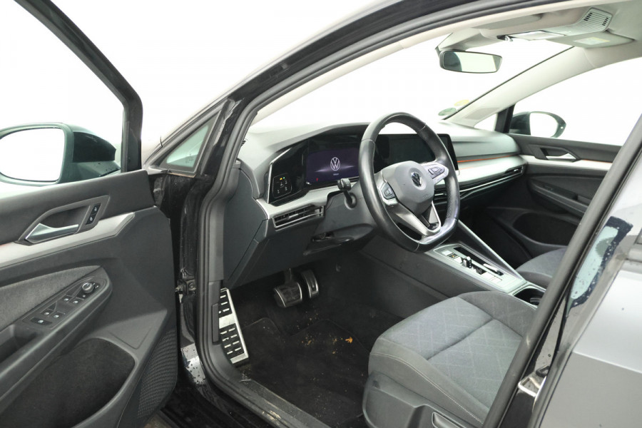 Volkswagen GOLF Variant 2.0 TDI Life Business Automaat, Navigatie, Digital dash