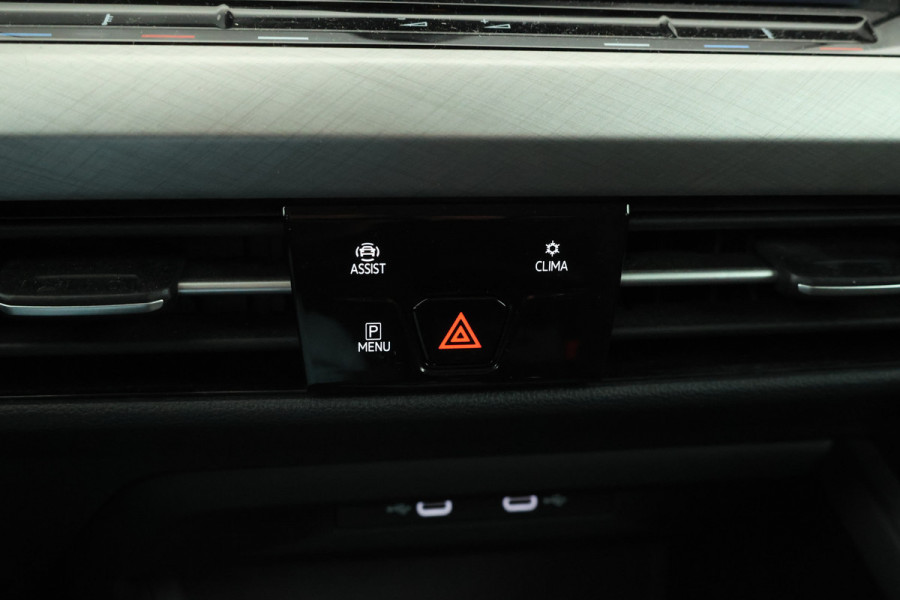 Volkswagen GOLF Variant 2.0 TDI Life Business Automaat, Navigatie, Digital dash