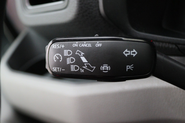 Volkswagen Crafter 35 2.0 TDI L3H2 Highline Cruise, Apple CarPlay, DAB, Airco, PDC