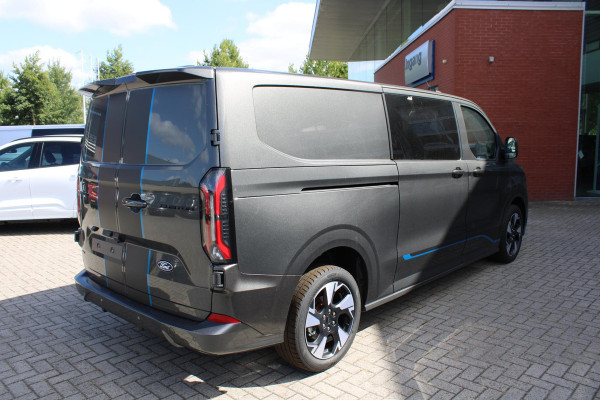 Ford Transit Custom 320 2.5 PHEV L2H1 Sport DC | 233pk |  Dubbele Cabine | Dubbele zijschuifdeur | Inklapbare trekhaak | 19 inch lichtmetalen Sport velgen (mat zwart) | Verwarmbaar stuurwiel | Navigatie systeem