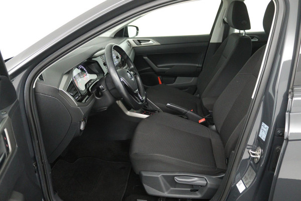Volkswagen Polo 1.0 TSI Comfortline Business (ACHTERUITRIJCAMERA, NAVIGATIE CARPLAY, PARKEERSENSOREN, CRUISE CONTROL ADAPTIEF)