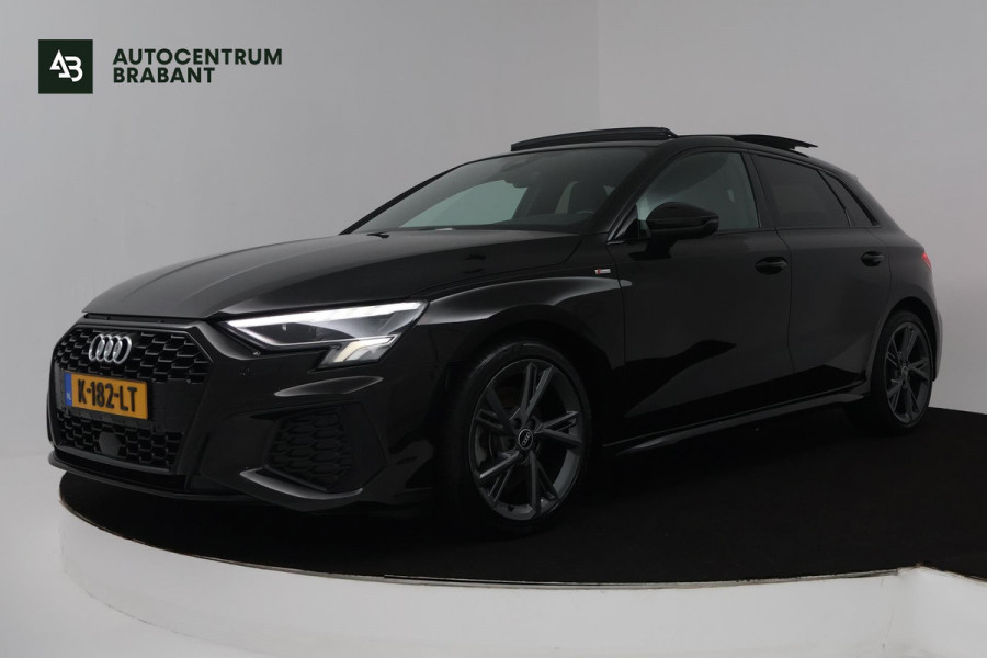 Audi A3 Sportback 30 TFSI S edition (PANORAMADAK, LANE-ASSIST, CRUISE CONTROL, PARKEERSENSOREN, NAVIGATIE)