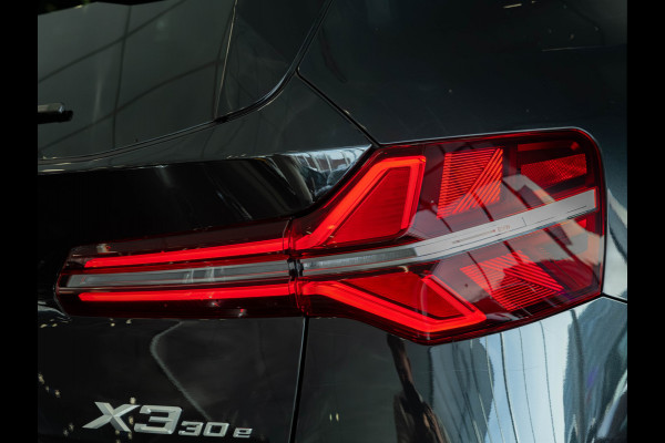 BMW X3 30e xDrive M-Sport - Trekhaak - ACC - 360° Camera - Harman Kardon