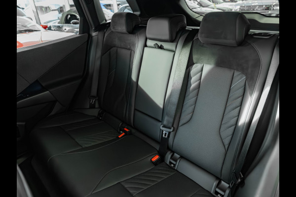 BMW X3 30e xDrive M-Sport - Trekhaak - ACC - 360° Camera - Harman Kardon