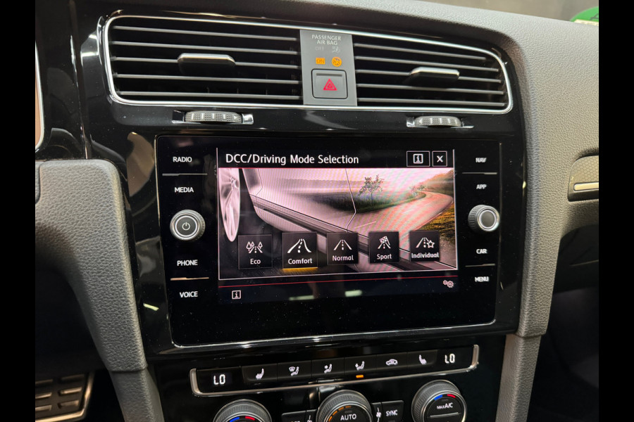 Volkswagen Golf 2.0 TSI GTI Performance Pano|Keyles|DCC|Camera