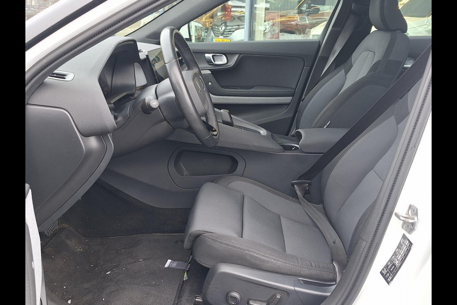 Polestar 2 Long Range Dual Motor Launch Edition 78kWh | SOH: nnb | Pano | Trekhaak wegklapbaar | Full LED | Blis | Memory Seat |