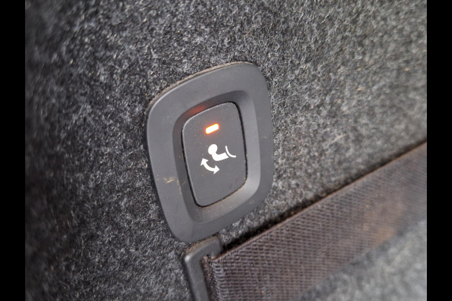 Polestar 2 Long Range Dual Motor Launch Edition 78kWh | SOH: nnb | Pano | Trekhaak wegklapbaar | Full LED | Blis | Memory Seat |