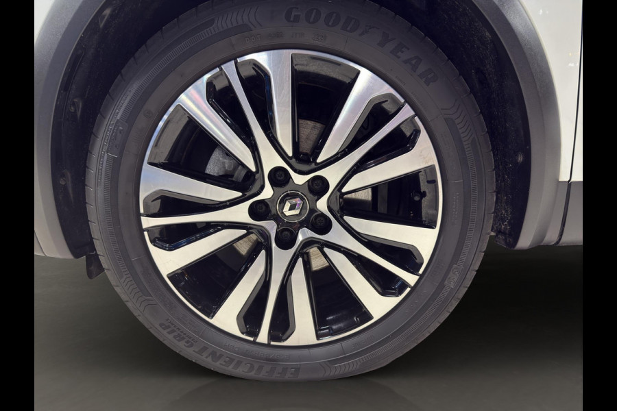 Renault Captur E-TECH Plug-in Hybrid Initiale Panoramadak | Leder | Bose | 360 Camera | Two Tone Dak |