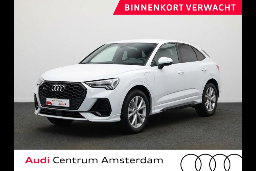 Audi Q3 Sportback 45 TFSI e S Edition 245pk | Lederen bekleding | Navigatie | Verwarmbare voorstoelen | Parkeercamera