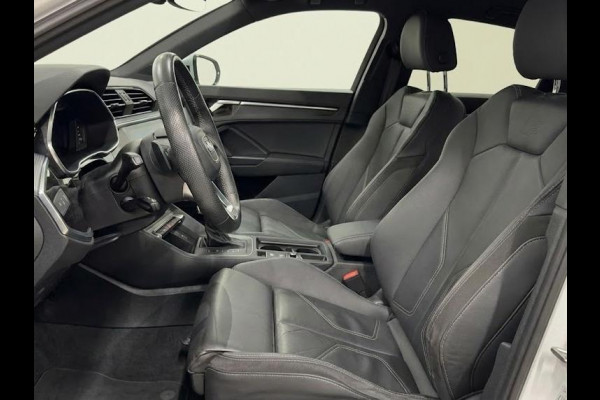 Audi Q3 Sportback 45 TFSI e S Edition 245pk | Lederen bekleding | Navigatie | Verwarmbare voorstoelen | Parkeercamera