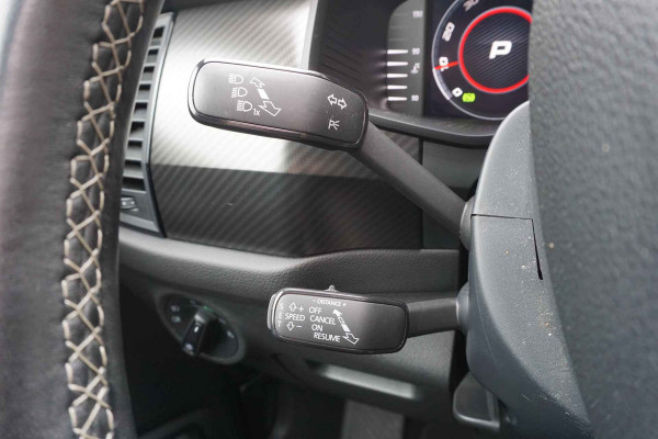 Škoda Kodiaq 7-Pers 1.5 TSI Sportline 7p. Virtual Pano.dak Trekhaak 20"LMV Full option Business