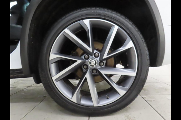 Škoda Kodiaq 7-Pers 1.5 TSI Sportline 7p. Virtual Pano.dak Trekhaak 20"LMV Full option Business