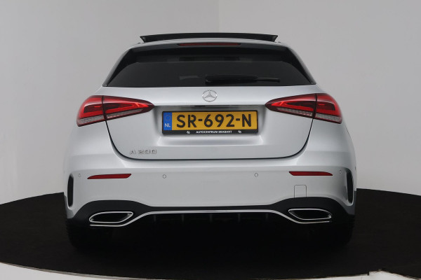 Mercedes-Benz A-Klasse 200 Business Solution AMG (PANORAMADAK, SFEERVERLICHTING, PARKEERSENSOREN, STOELVERWARMING)