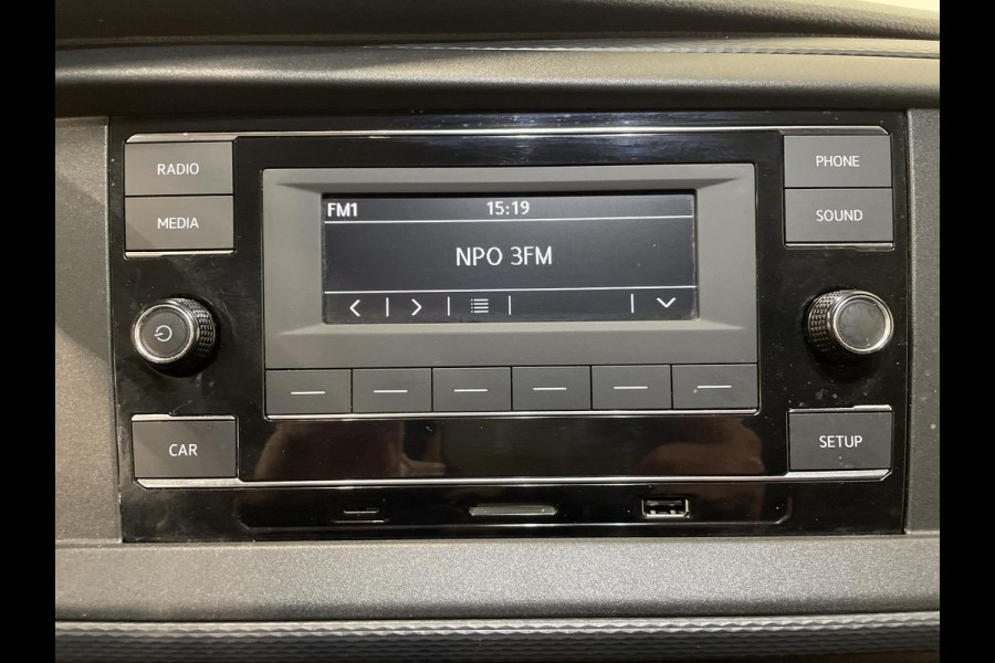 Volkswagen Transporter 2.0 TDI L2H1 Trendline Airco Cruise Control Trekhaak Regensensor