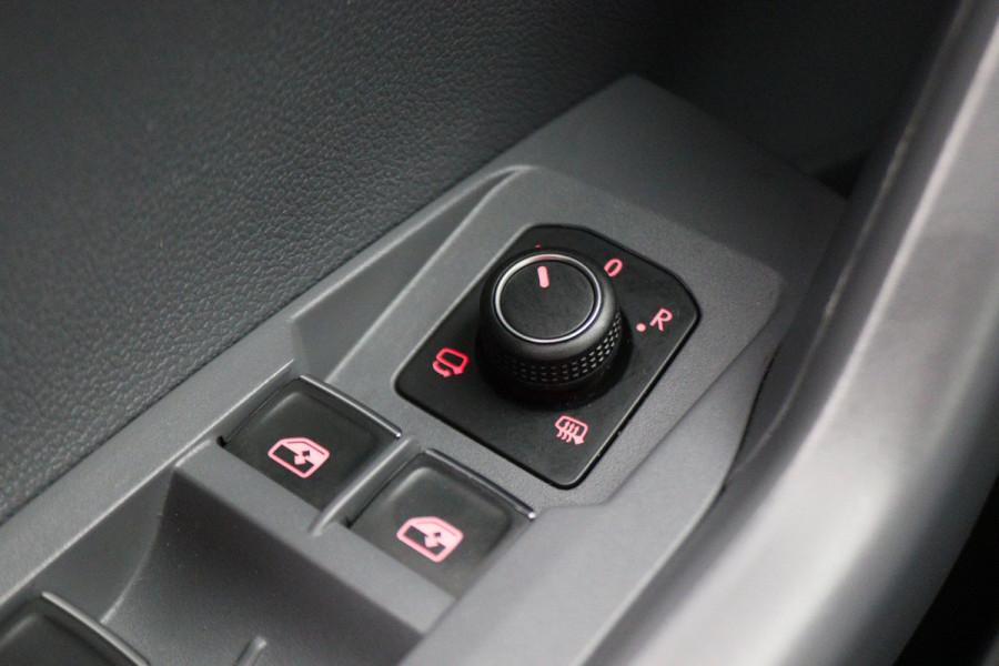 Volkswagen T-Cross 1.0 TSI Style Automaat LED, Virtual Cockpit, Camera, ACC, Climate, Apple CarPlay