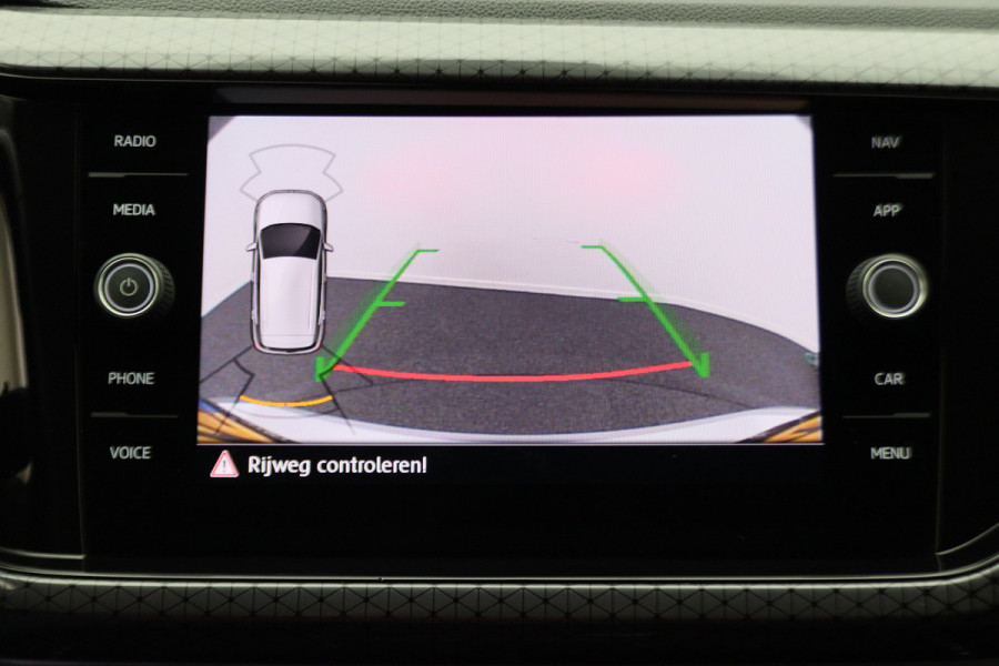 Volkswagen T-Cross 1.0 TSI Style Automaat LED, Virtual Cockpit, Camera, ACC, Climate, Apple CarPlay