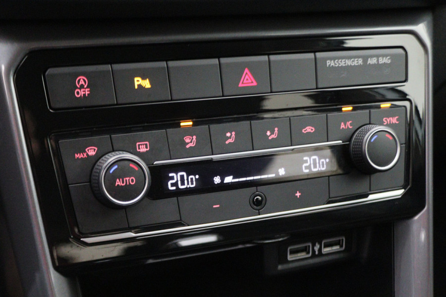 Volkswagen T-Cross 1.0 TSI Style Automaat LED, Virtual Cockpit, Camera, ACC, Climate, Apple CarPlay