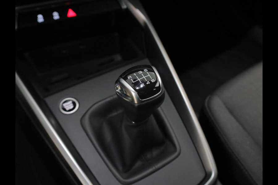Audi A3 Sportback 30 TFSI Pro Line 110 pk | Navigatie via App | Parkeersensoren achter | Apple Carplay/Android Auto | Cruise control | LED koplampen |
