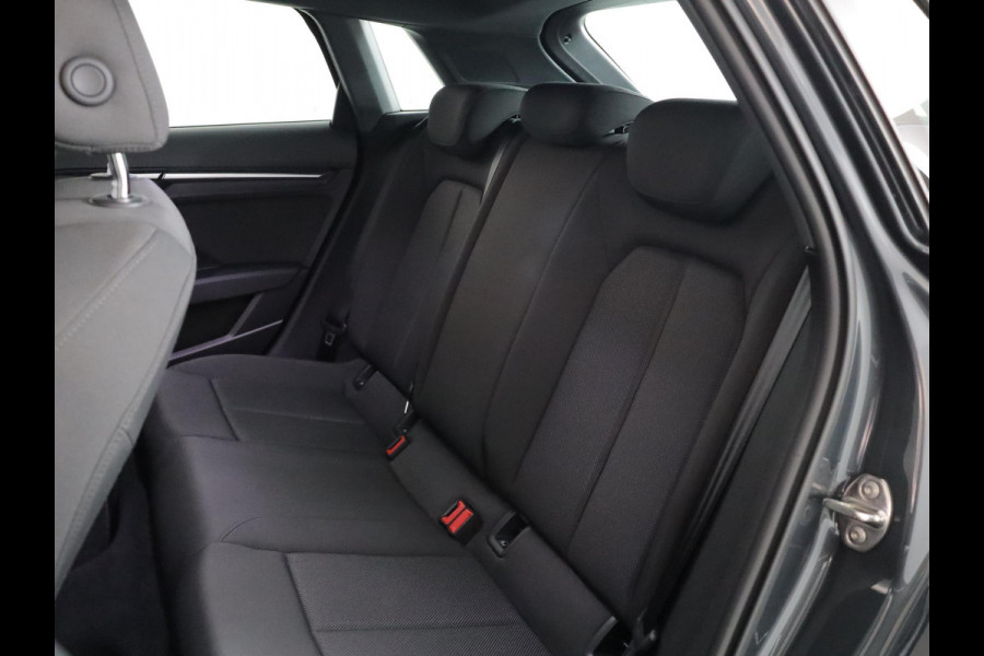 Audi A3 Sportback 30 TFSI Pro Line 110 pk | Navigatie via App | Parkeersensoren achter | Apple Carplay/Android Auto | Cruise control | LED koplampen |