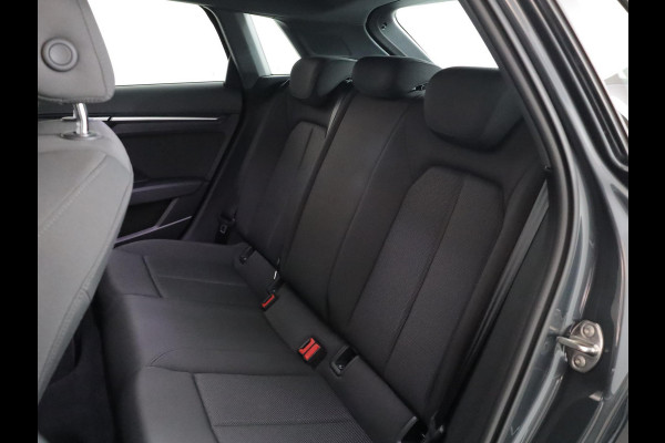 Audi A3 Sportback 30 TFSI Pro Line 110 pk | Navigatie via App | Parkeersensoren achter | Apple Carplay/Android Auto | Cruise control | LED koplampen |
